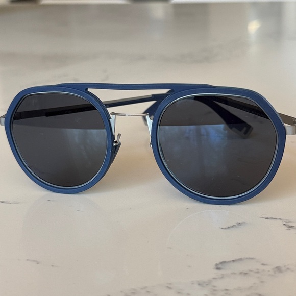 Fendi Round Aviator Sunglasses Blue and Silver Color Unisex - Picture 5 of 15